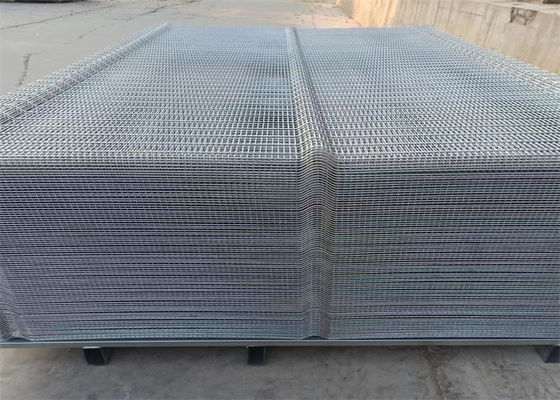 3D Curved Triangle V Mesh Security Fence Panel Powder Coating