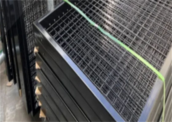 BM Steel Mesh Fencing Panoramic Padel Court Fence Galvanized 10Mx20M