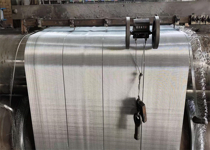 Galvanized Steel Wire Extruder Filter Screen Dutch Woven Belt Type Continuous  308Mm 230Mm