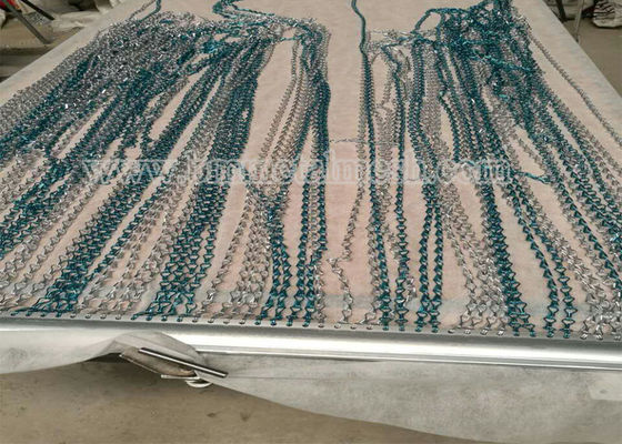 Qualidade Ecrã de cortina de ligação de cadeia de mosca pendente de alumínio metálico decorativo Fábrica